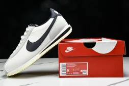 Nike Cortez Classic FN7650-030