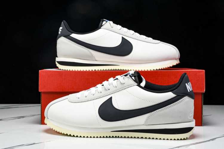  Nike Cortez Classic FN7650-030