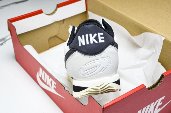 Nike Cortez Classic FN7650-030 