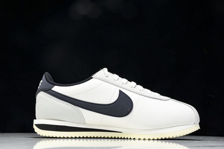  Nike Cortez Classic FN7650-030