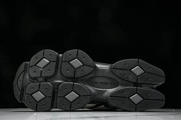 New Balance 9060 U9060ZBS 