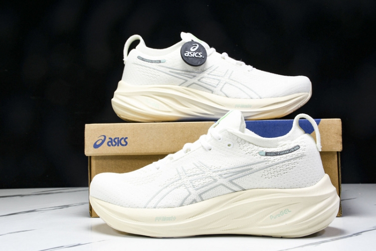 Asics Gel-Nimbus 26 1011B794-101