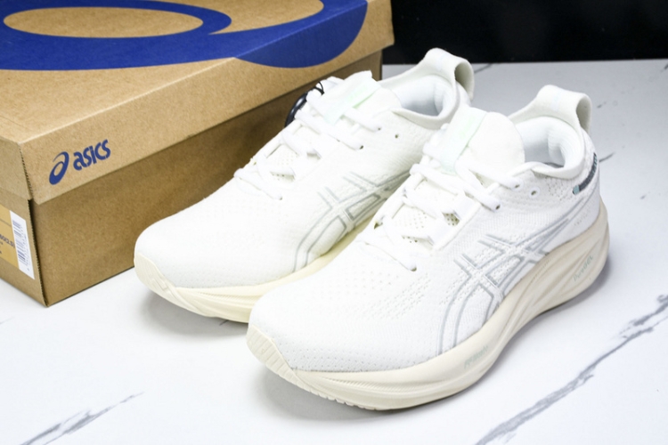 Asics Gel-Nimbus 26 1011B794-101