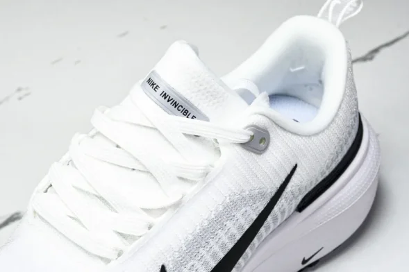 Nike ZoomX Invincible Run Flyknit 3 DR2615 002 