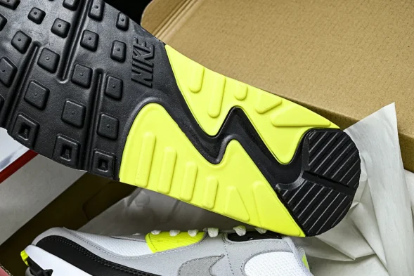 Nike Air Max 90 C00681 103 