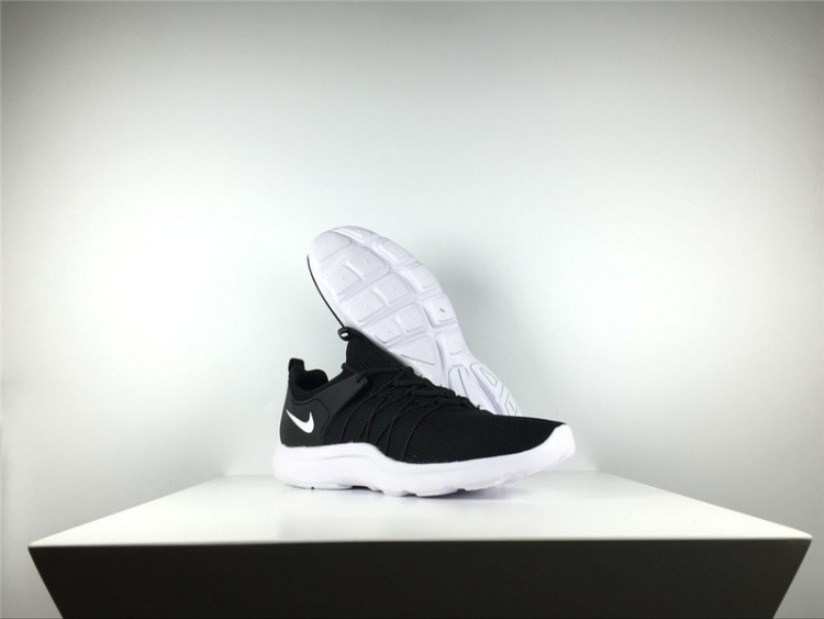 Nike Darwin run “Black White” 819803-010