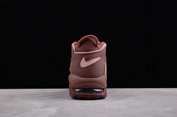 Nike Air More Uptempo 96 QS DV3466-200  