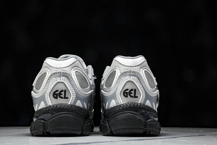 Asics Gel-NYC 1203A280-020