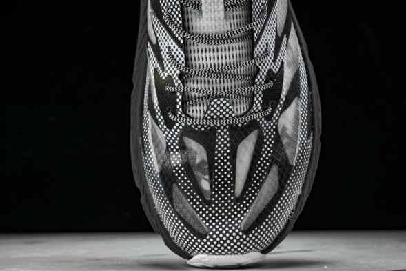 Hoka One One Mafate Speed 4 1168971 BWHT 