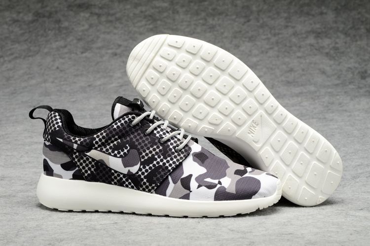 Nike roshe run camo 