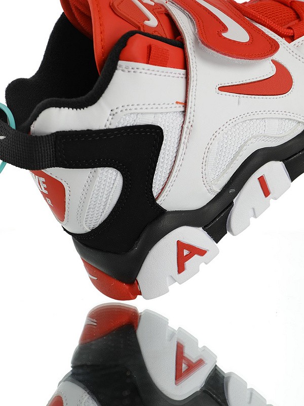 Nike Air Barrage Mid QS 