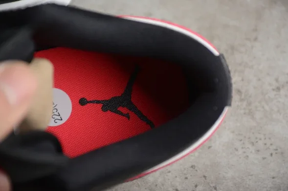 Nike Air Jordan 1 low DC0774-004  