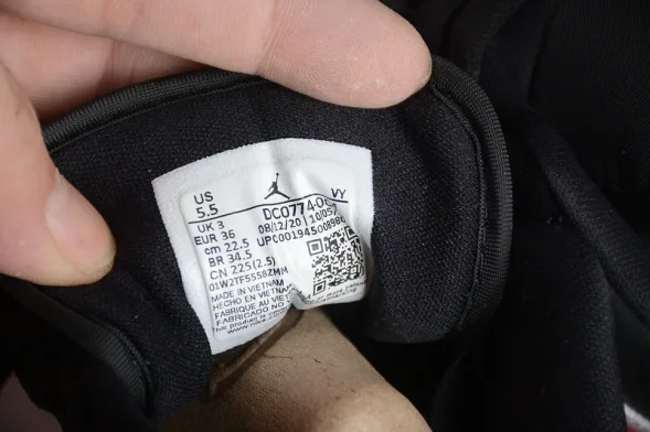Nike Air Jordan 1 low DC0774-004  