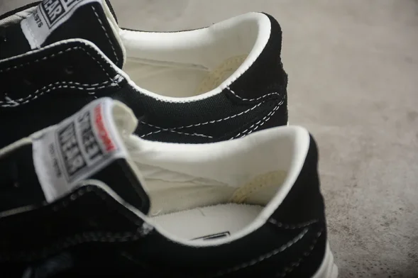 Vision Street Wear V231NY700802 