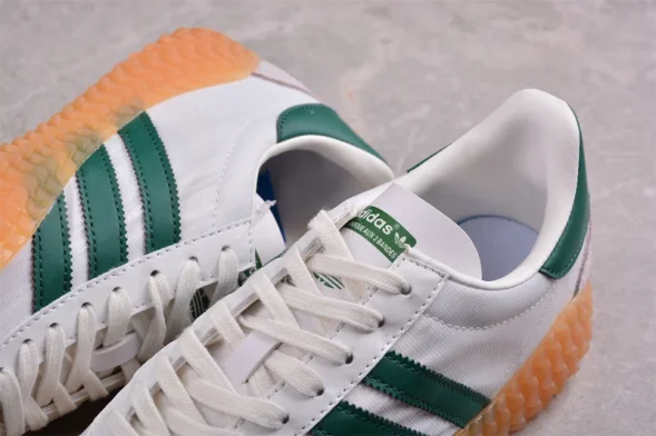 Adidas Originals Kamanda Country G26797 