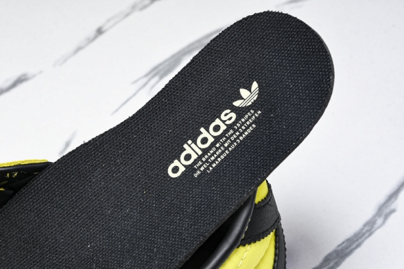 Adidas Tokyo W JI3299 