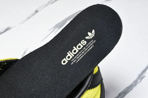 Adidas Tokyo W JI3299 