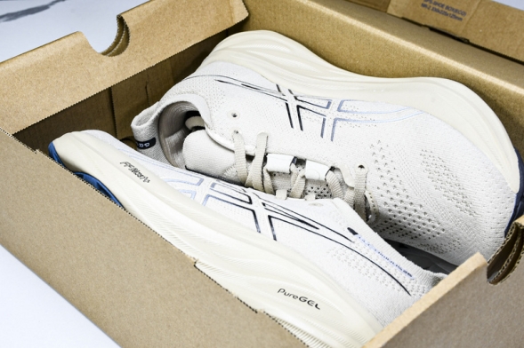 Asics Gel-Nimbus 26 1011B794-021 