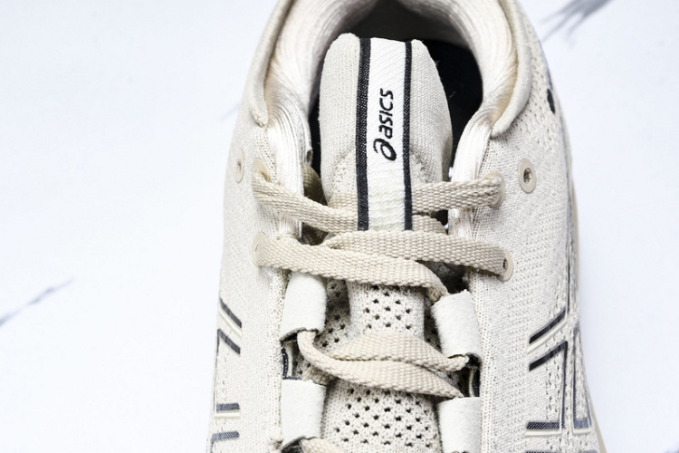 Asics Gel-Nimbus 26 1011B794-021