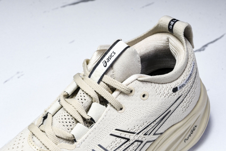 Asics Gel-Nimbus 26 1011B794-021