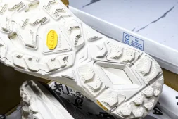 Hoka One One Mafate Speed 4 1168450 CWTM