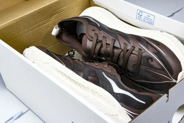 Hoka One One Mafate Speed 4 1168450 CWTM 