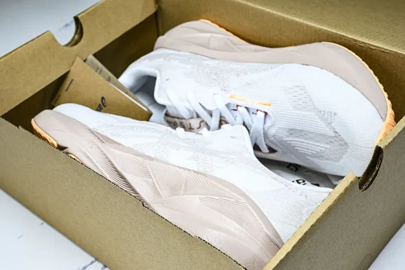 Asics Novablast 5 1012B765-102 