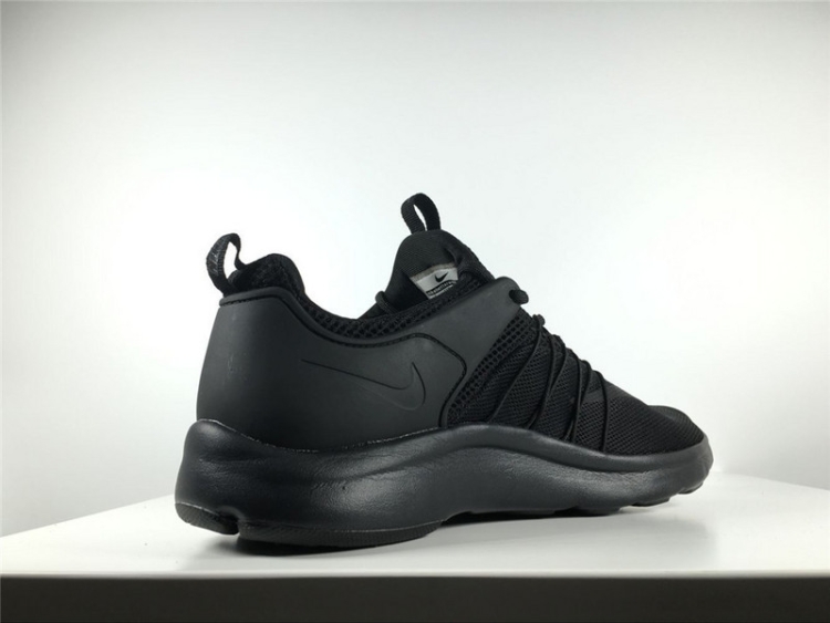 Nike Darwin run “All Black” 819803-010