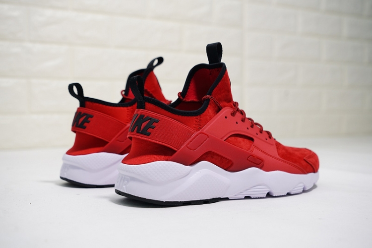 NIKE AIR HUARACHE RUN ULTRA SUEDE ID 829669-666 