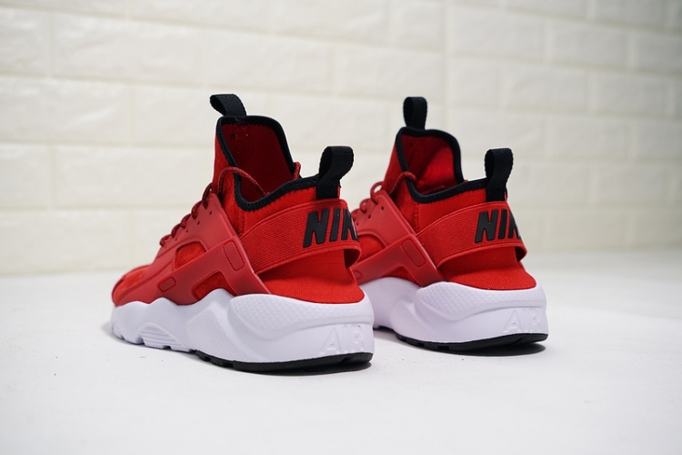 NIKE AIR HUARACHE RUN ULTRA SUEDE ID 829669-666 