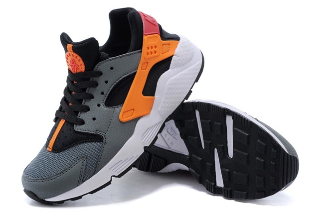 Nike Air Huarache LE 