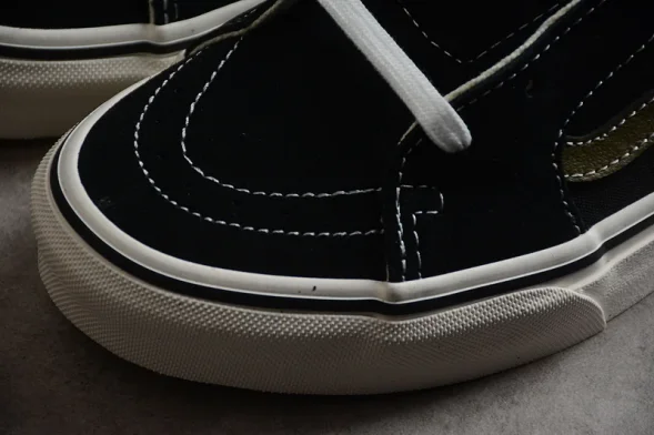 Vans Old Skool VN0A4UUK6BT 