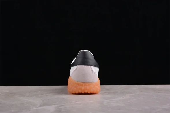 Adidas Originals Kamanda Country EE5665 