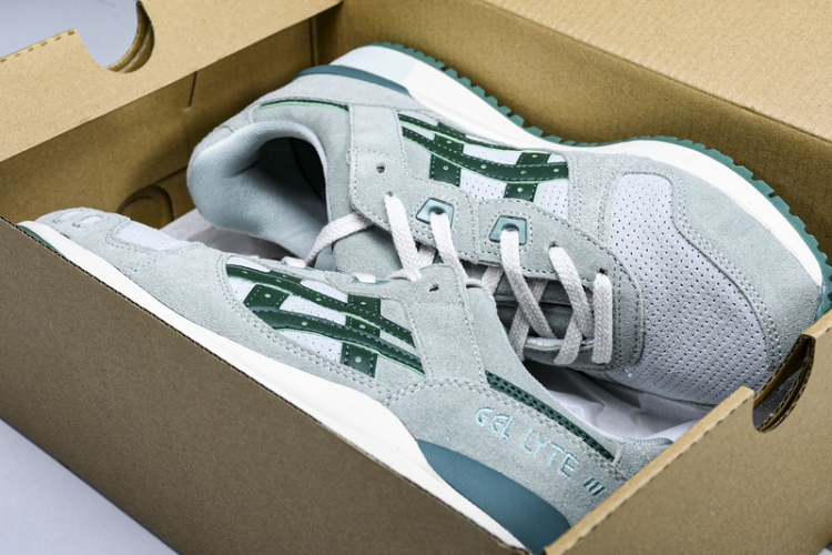  Asics Gel Lyte 3 1201A296-300