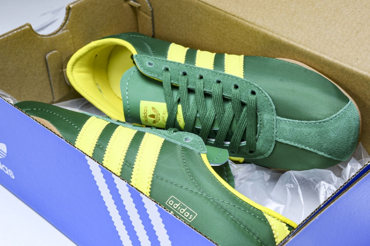 Adidas Tokyo W JI3298 