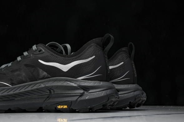 Hoka One One Mafate Speed 4 1168450 BCKT 