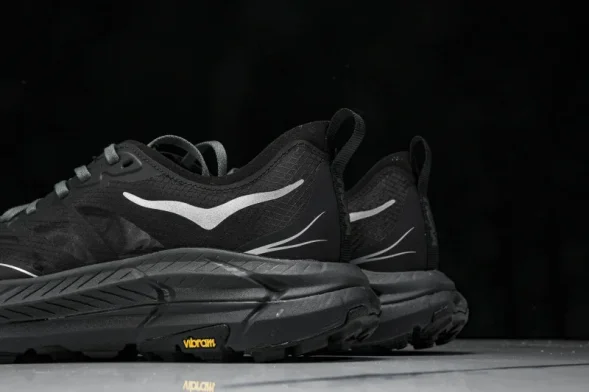 Hoka One One Mafate Speed 4 1168450 BCKT 