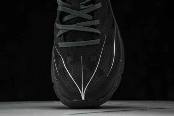 Hoka One One Mafate Speed 4 1168450 BCKT 