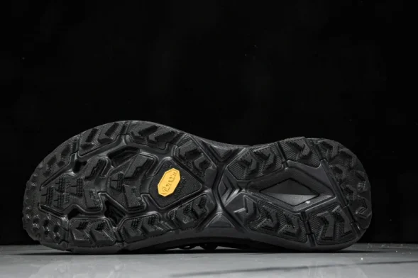 Hoka One One Mafate Speed 4 1168450 BCKT 
