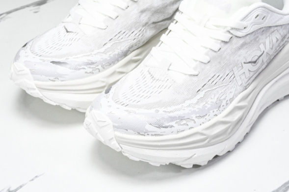 Hoka Stinson 7 1141530 WWH 