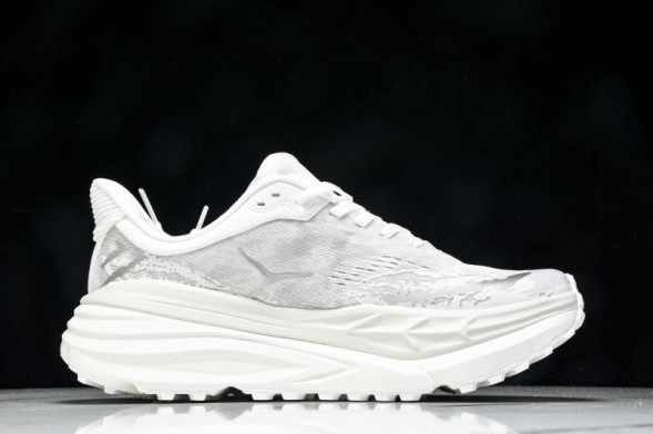 Hoka Stinson 7 1141530 WWH 