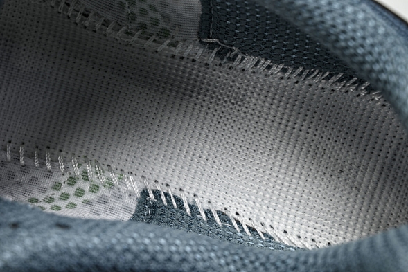 Asics Gel-Cumulus 16 TG 1203A733-100 