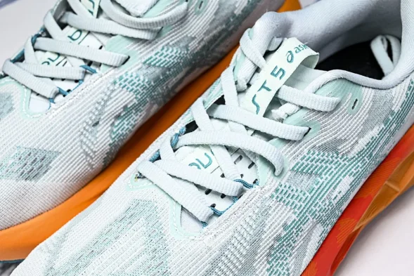 Asics Novablast 5 1011B974-400 