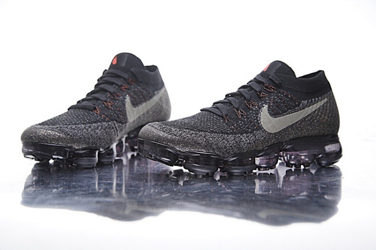 Nike Air VaporMax Flyknit "Black Charcoal Orange"  849557-016