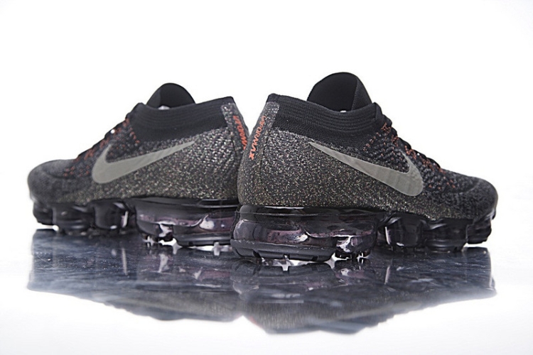 Nike Air VaporMax Flyknit "Black Charcoal Orange"  849557-016