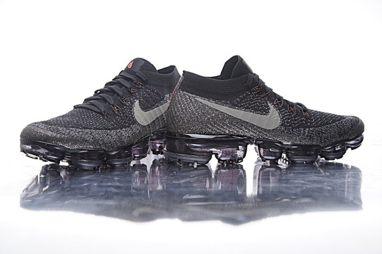 Nike Air VaporMax Flyknit "Black Charcoal Orange"  849557-016