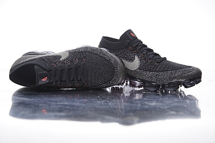 Nike Air VaporMax Flyknit "Black Charcoal Orange"  849557-016