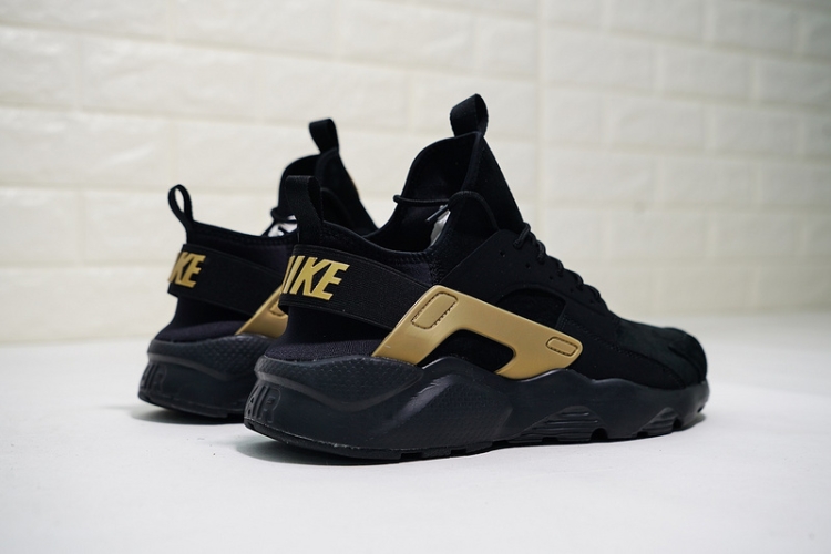 NIKE AIR HUARACHE RUN ULTRA SUEDE ID 829669-331