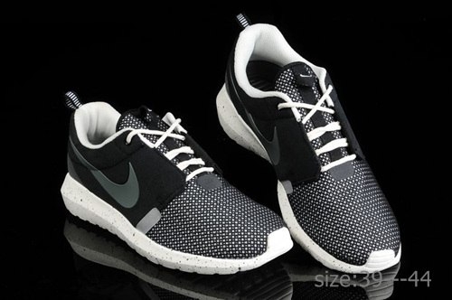 Nike Roshe Run   Hyperfuse Мужские Женские Купить в наличии бесплатная доставка Nike Roshe Run  NM BR 3M Роше ран Мужские Женские Купить в наличии бесплатная доставка Nike Roshe Run  NM BR 3M Роше ран Мужские Женские Купить в наличии бесплатная доставка