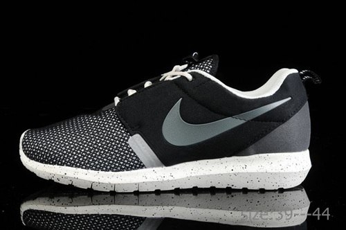 Nike Roshe Run  NM BR 3M